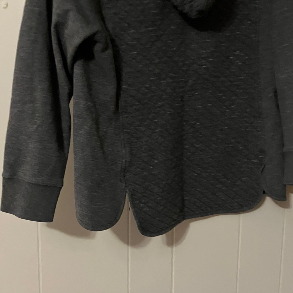 LL Bean quilted full-zip hoodie - Picture 5 of 9